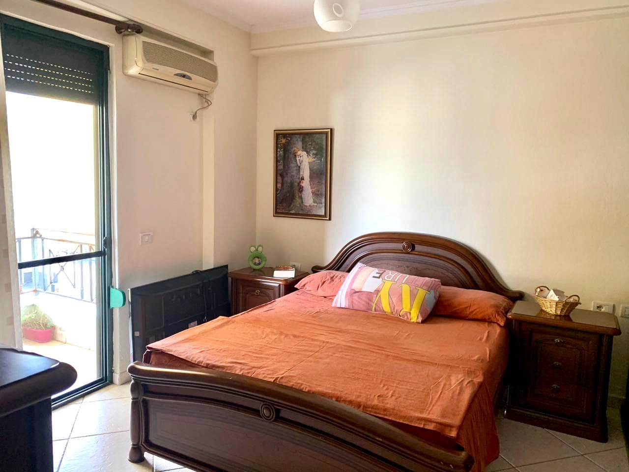SHITET APARTAMENT 3+1 PRANE ISH RAJONIT TE POLICISE, DURRES. 4