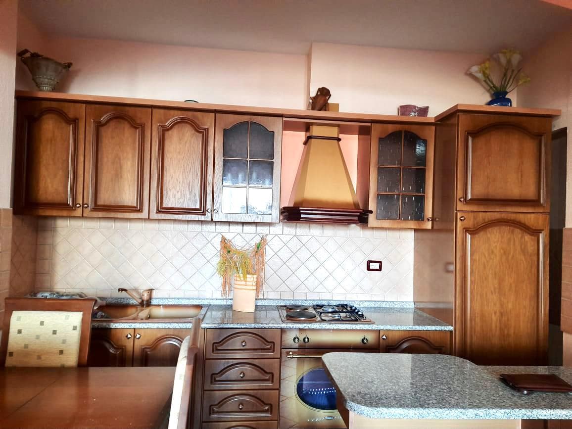 SHITET APARTAMENT 1+1 LAGJA 6, PRANE ISH RAJONIT, DURRES. 4
