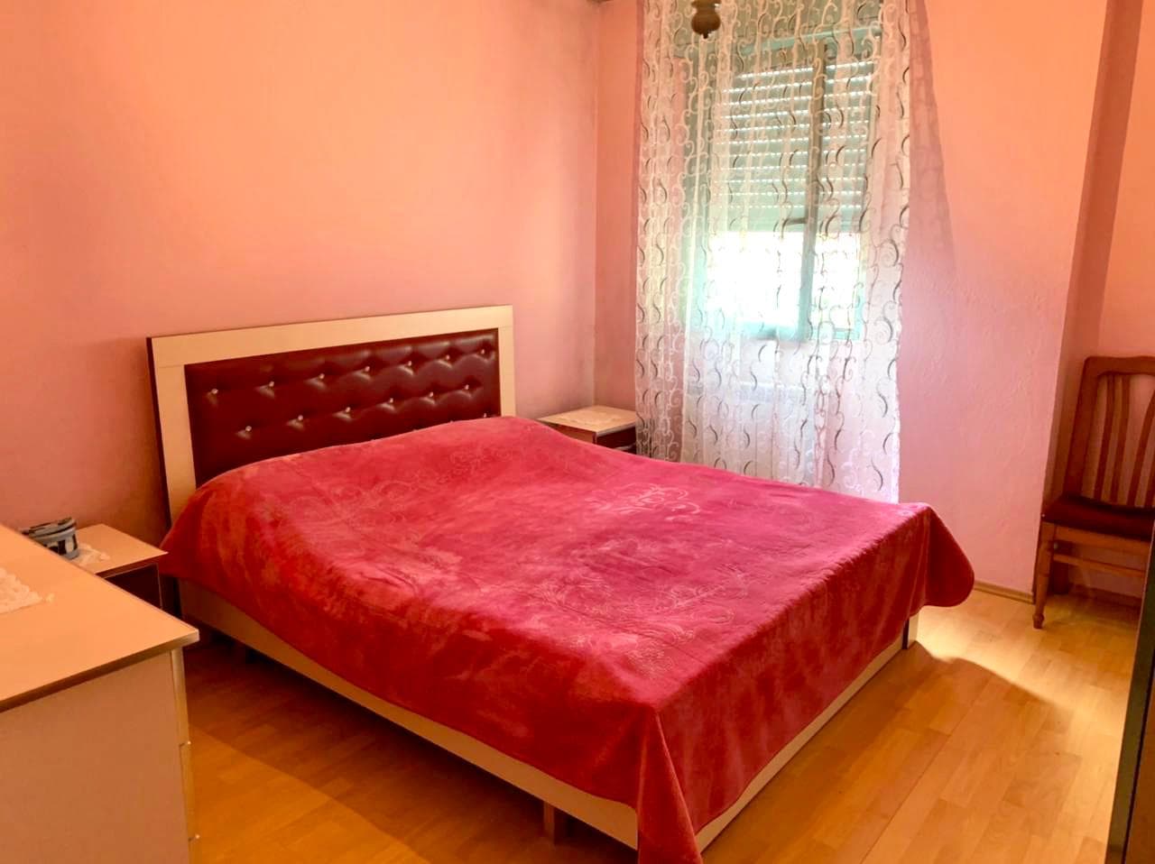 SHITET APARTAMENT 3+1 , PRANE HOTEL ARVI, VOLLGA, DURRES. 4