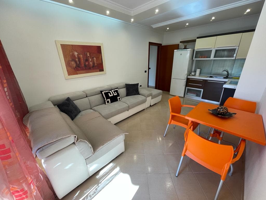 SHITET APARTAMENT 1+1 PRANE HOTEL EPIDAMN GOLEM,DURRES.