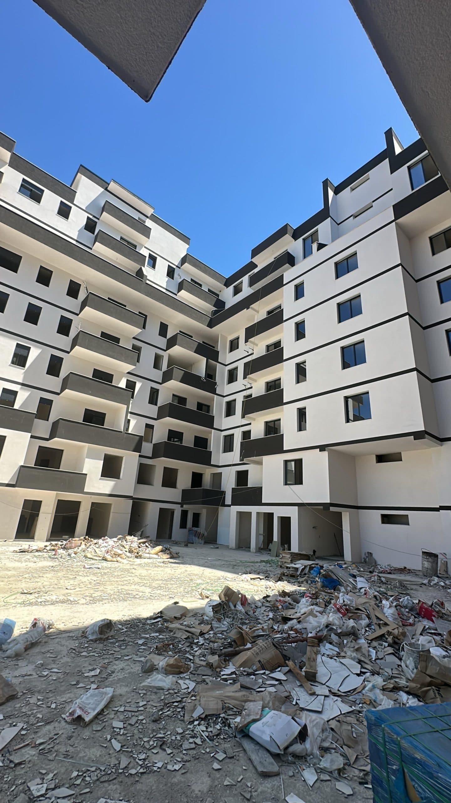 SHITET DUPLEX KOMPLEKSI SAEL, GOLEM