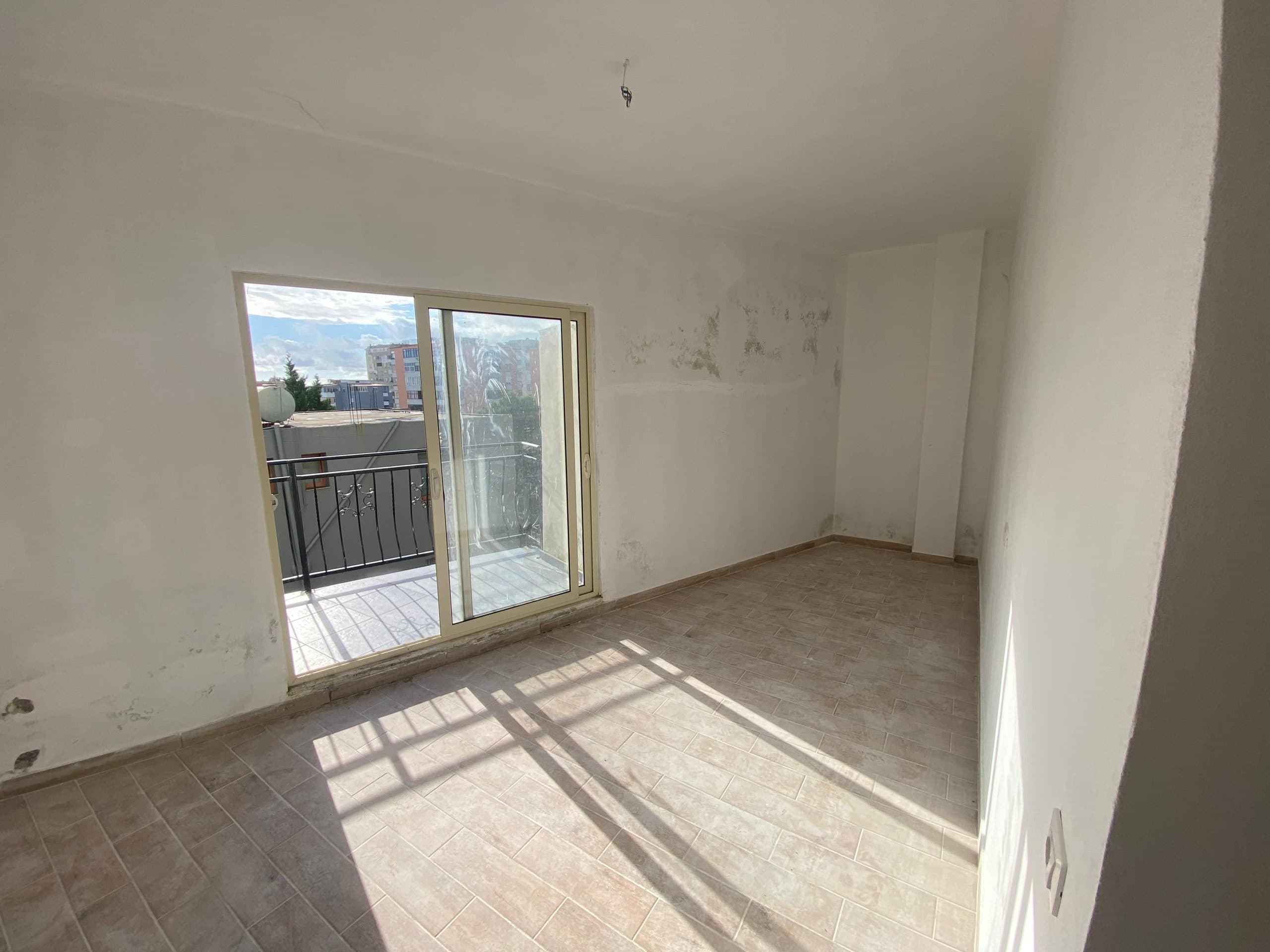 SHITET APARTAMENT 1+1, VOLLGA, DURRES. 2
