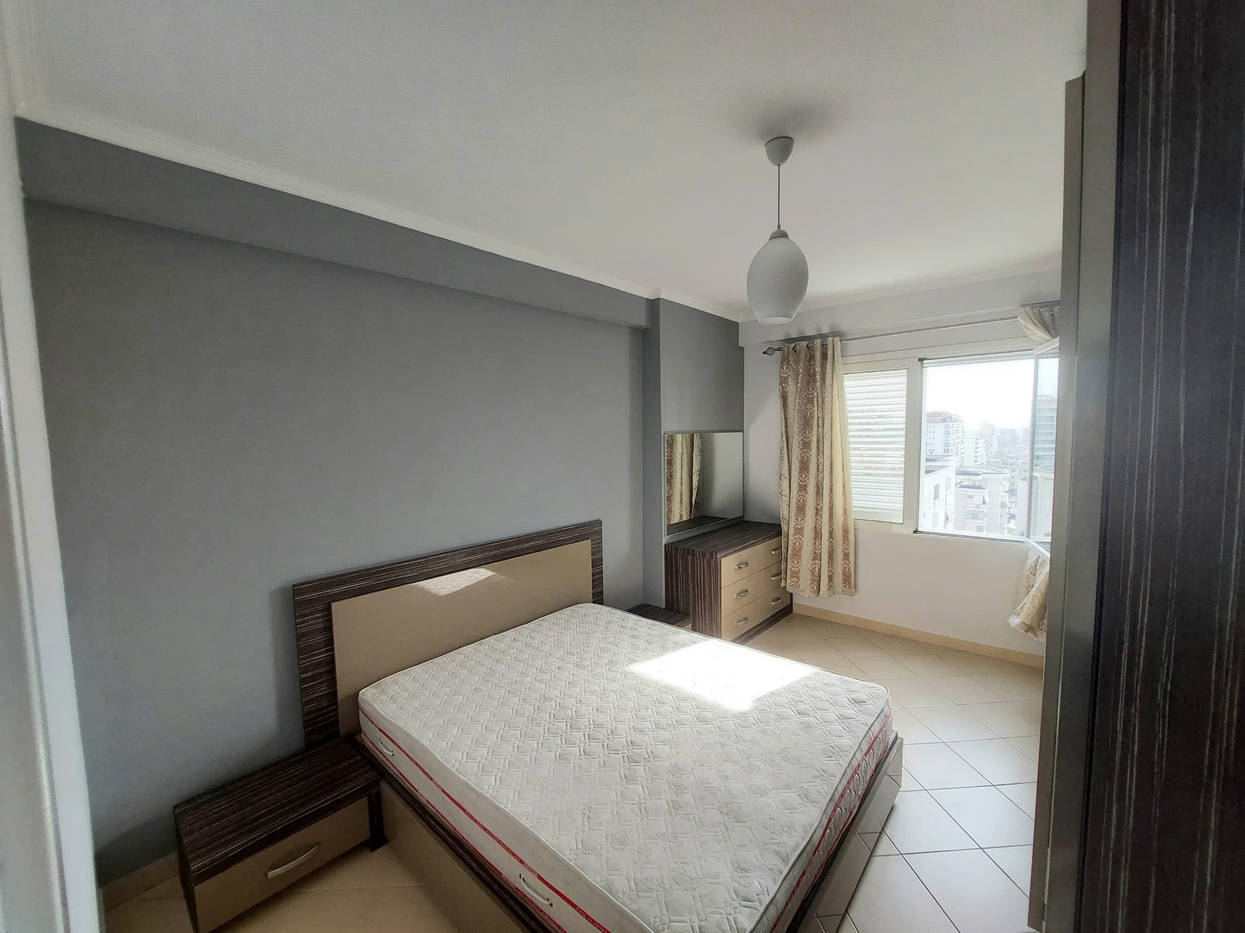 SHITET APARTAMENT 2+1 PRANE MARKATES ,DURRES. 4