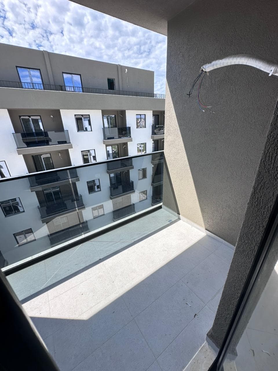 SHITET APARTAMENT 1+1 MALI I ROBIT, GOLEM 2