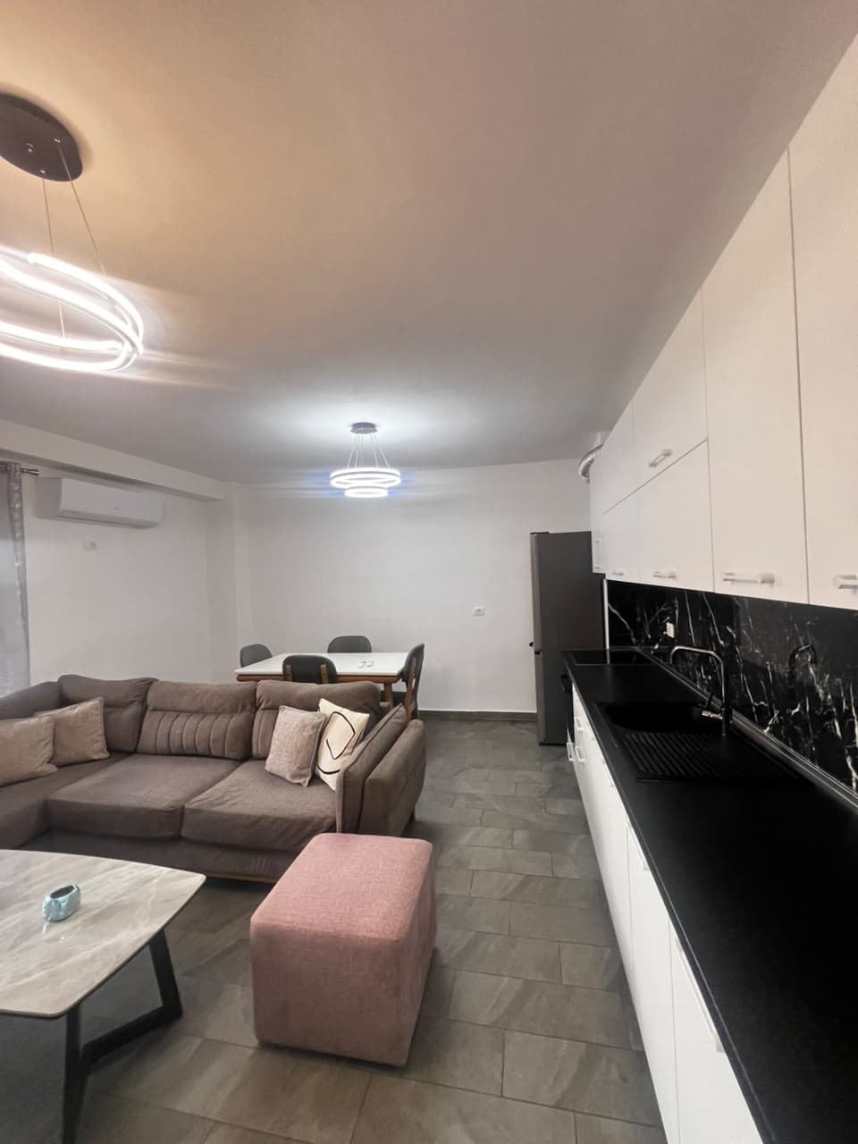 JEPET ME QERA APARTAMENT 1+1 RRUGA E FRIGORIFERIT PLAZH, DURRES 3