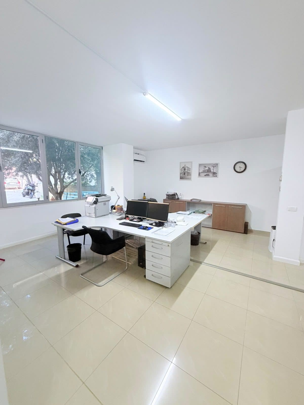 JEPET ME QERA AMBIENT BIZNESI NE ZONEN E VOLLGES, DURRES