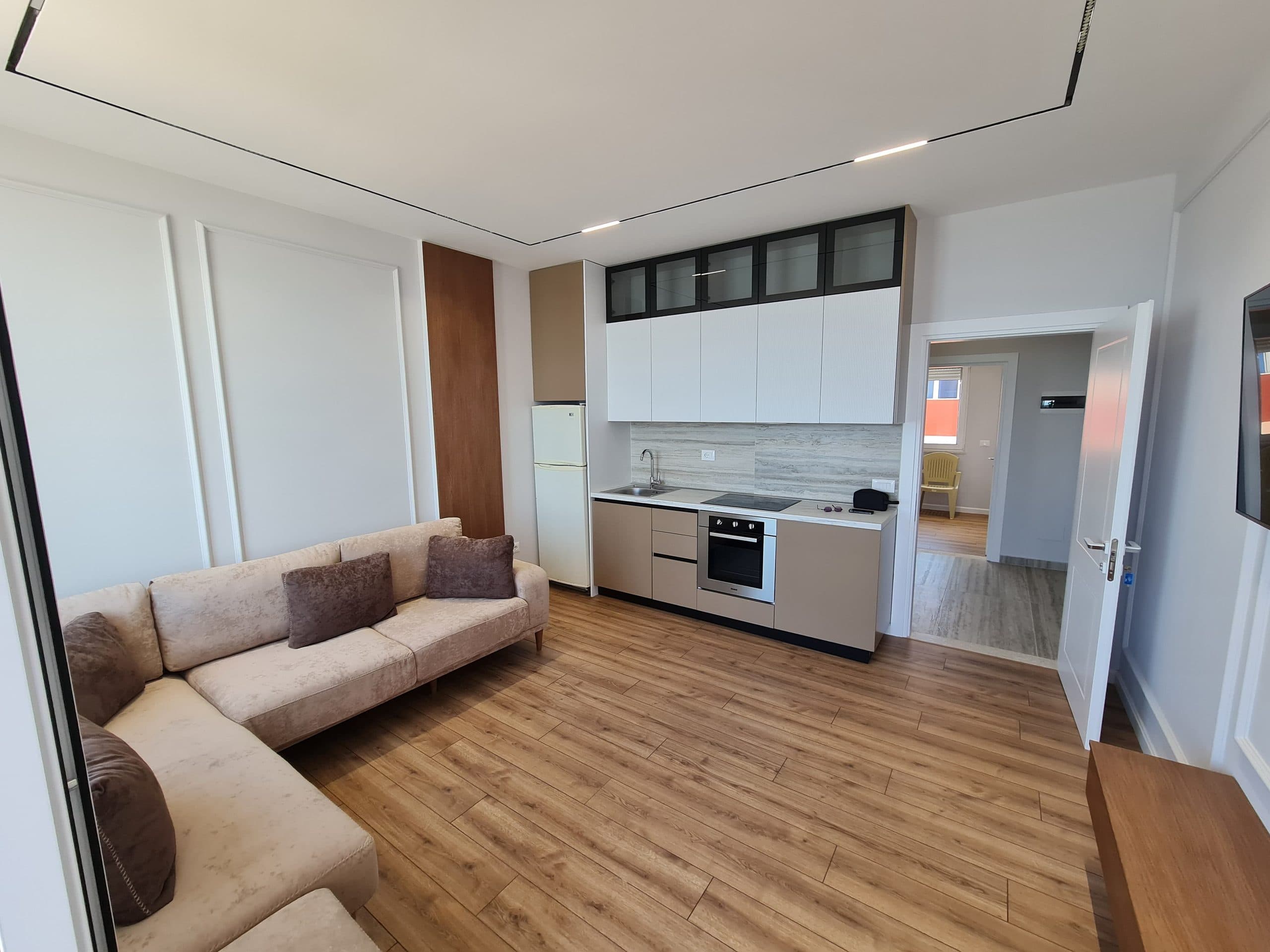 JEPET ME QERA APARTAMENT 1+1, PLAZH, DURRES. 3