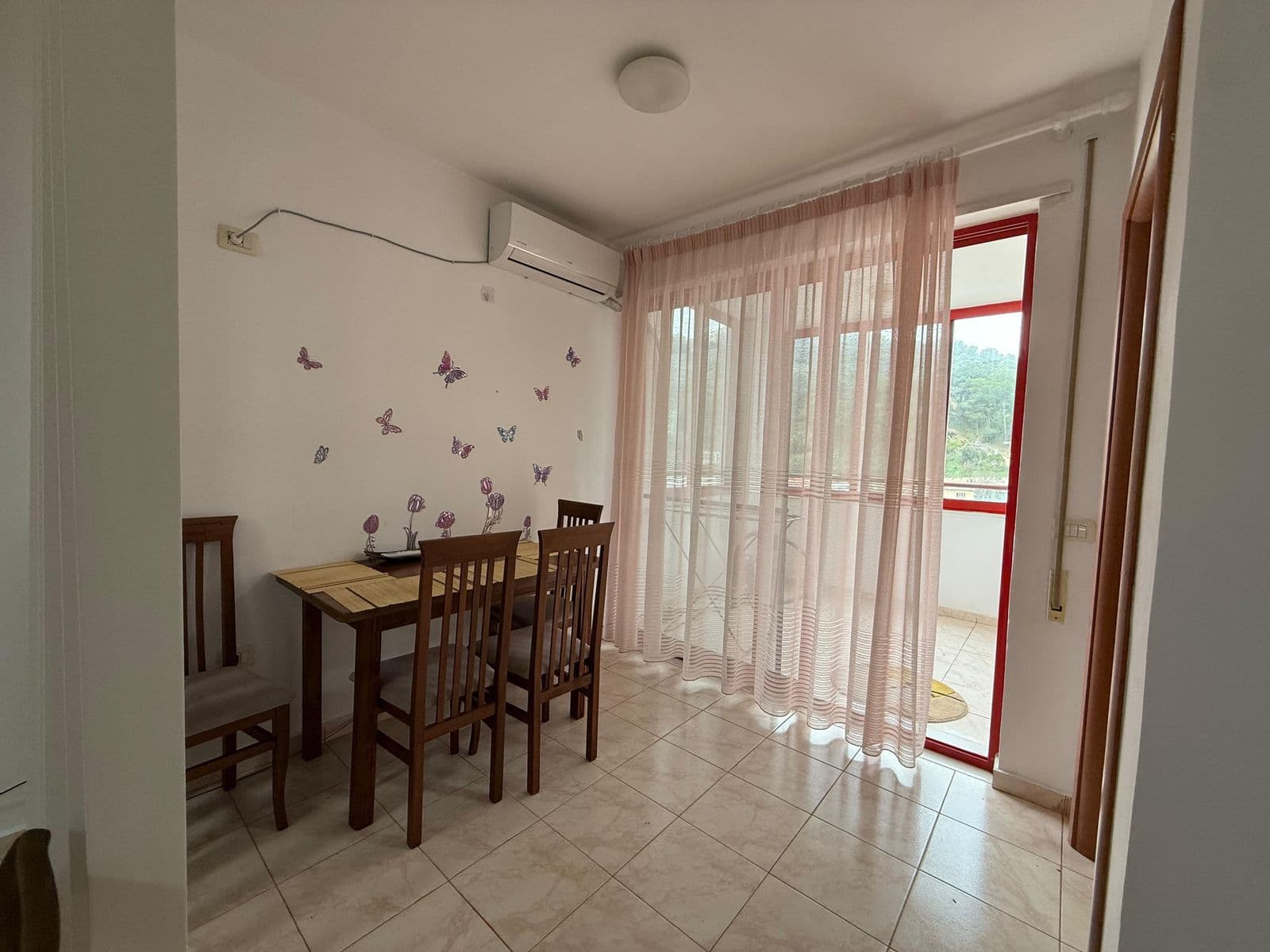 JEPET ME QERA APARTAMENT 1+1 VOLLGA DURRES 3