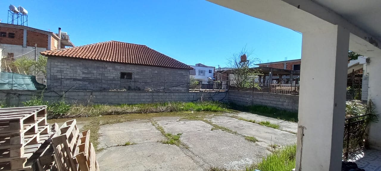 SHITET SHTEPI PRIVATE 1 KATESHE KENETE,DURRES. 2