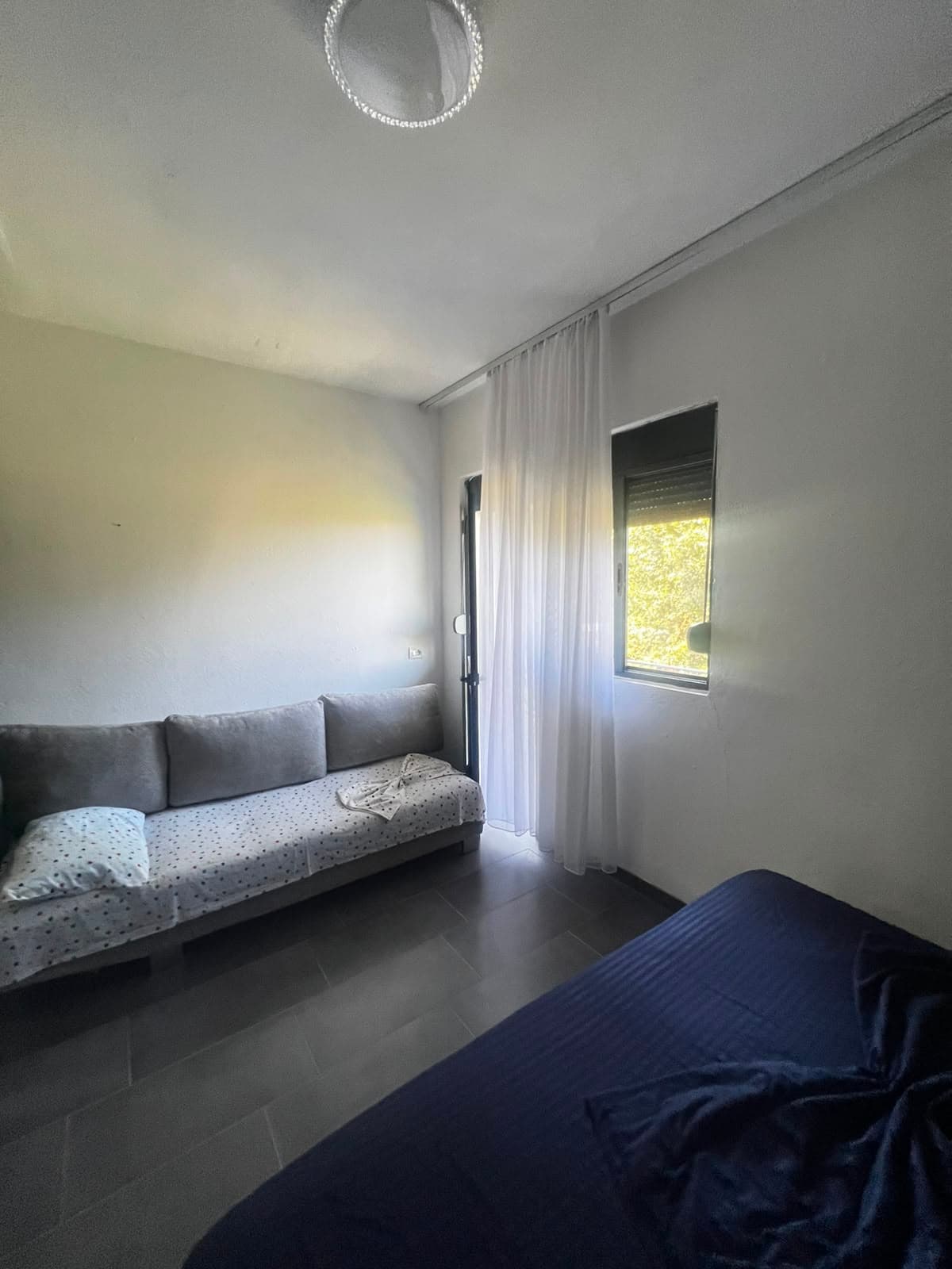 JEPET ME QERA APARTAMENT 2+1 NE ZONEN E FRIGORIFERIT, PLAZH, DURRES