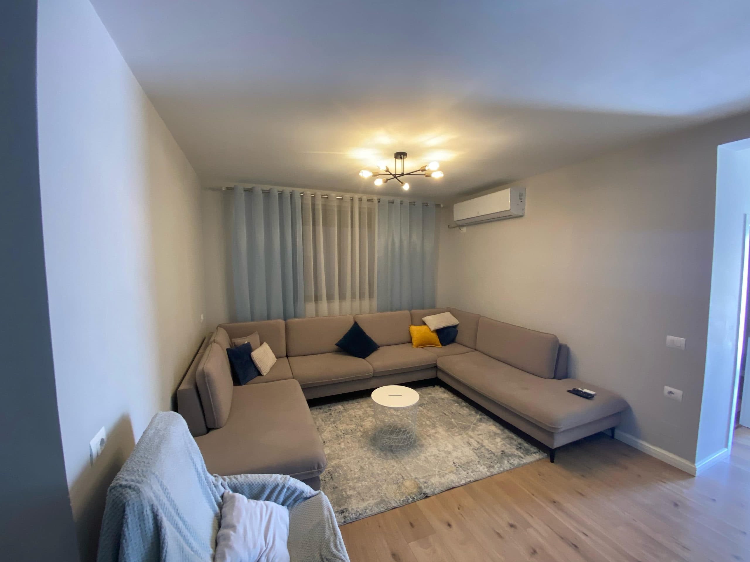 JEPET ME QERA SHTEPI PRIVATE 2+1+2, BULEVARD MBRAPA AKULLORE BLLACA, DURRES