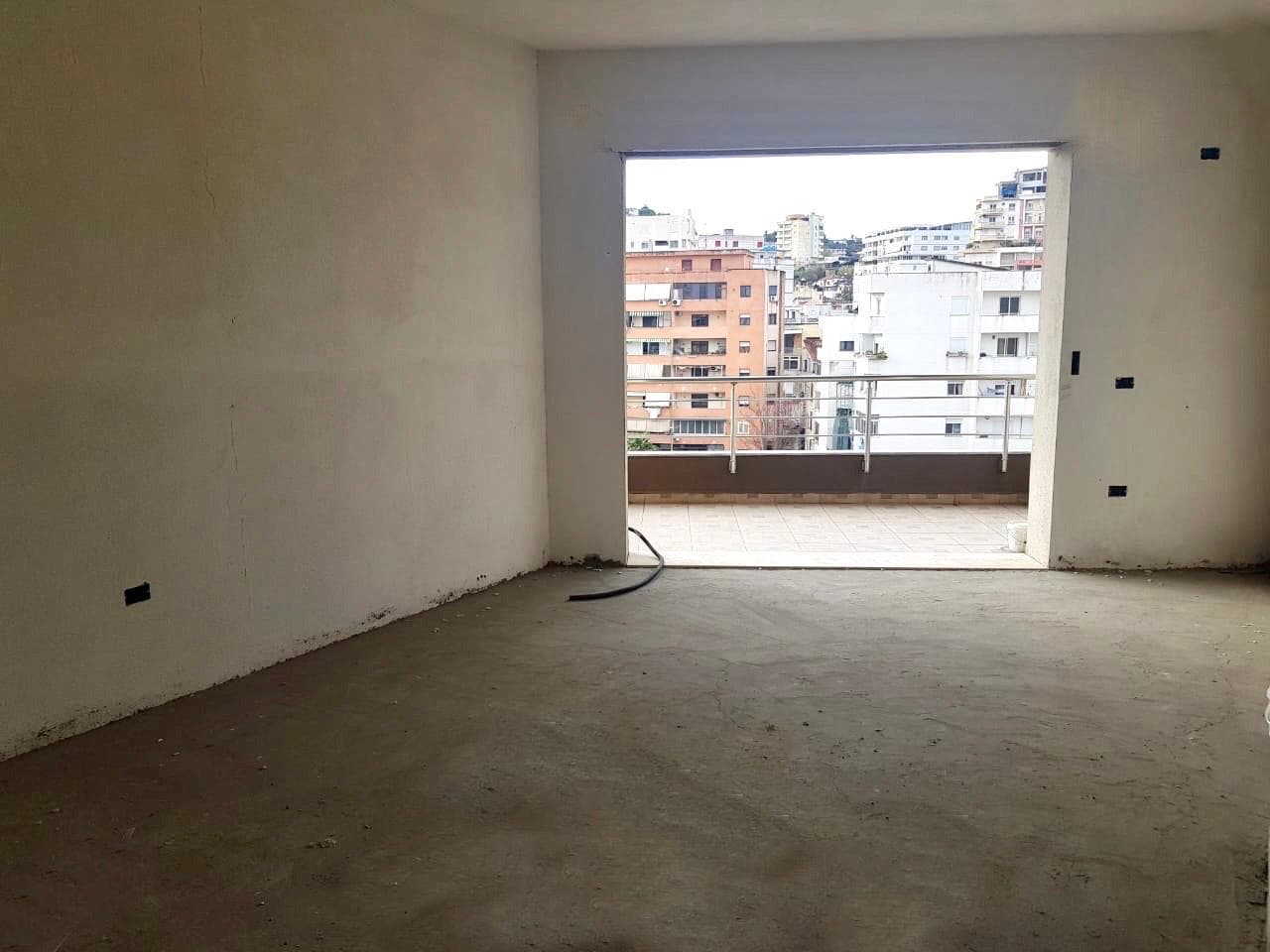SHITET APARTAMENT 1+1 NE RRUGICEN KUMINI, QENDER, DURRES.
