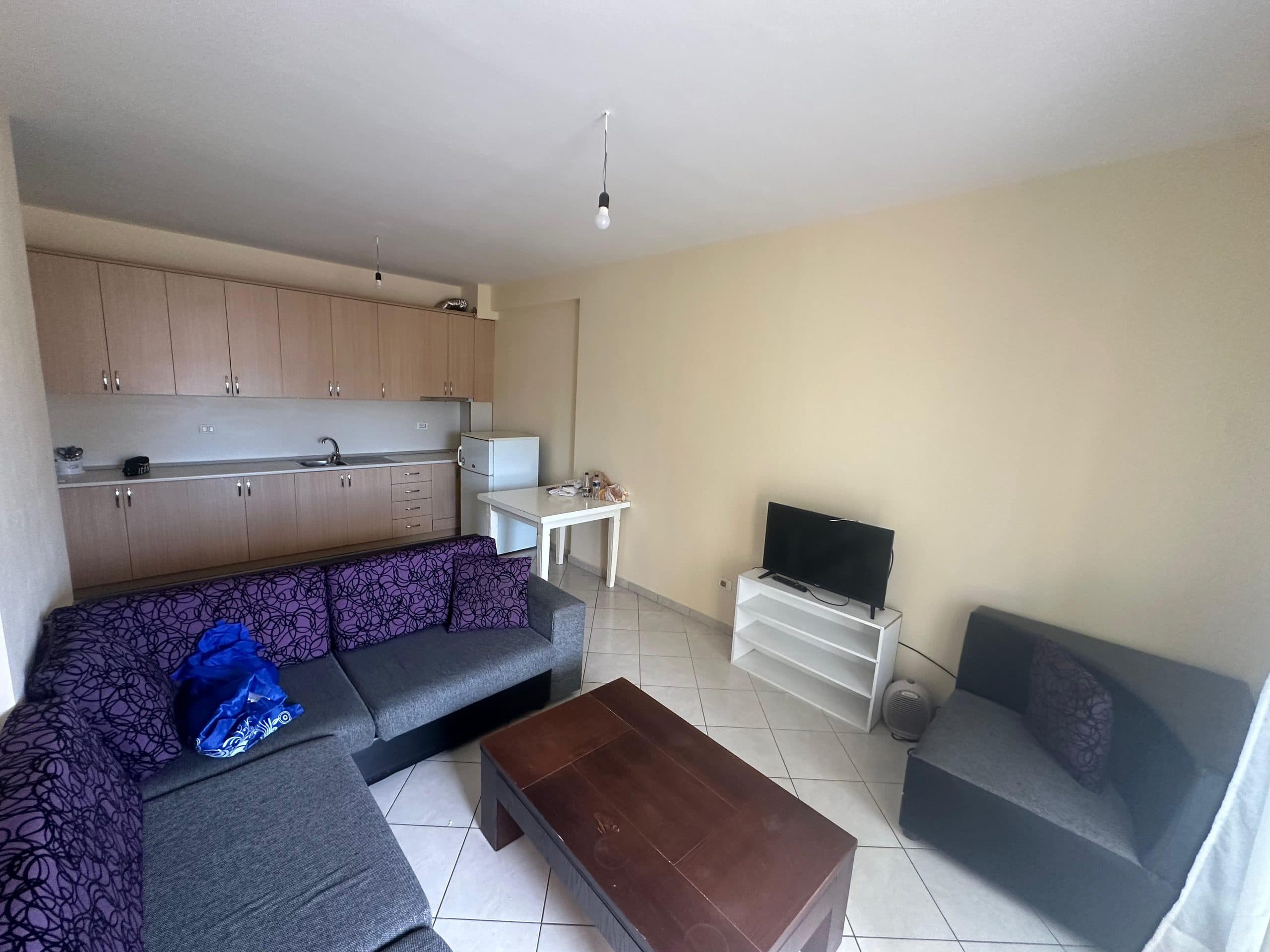 JEPET ME QERA APARTAMENT 2+1, KOPSHTI SOTIR NOKA, DURRES.