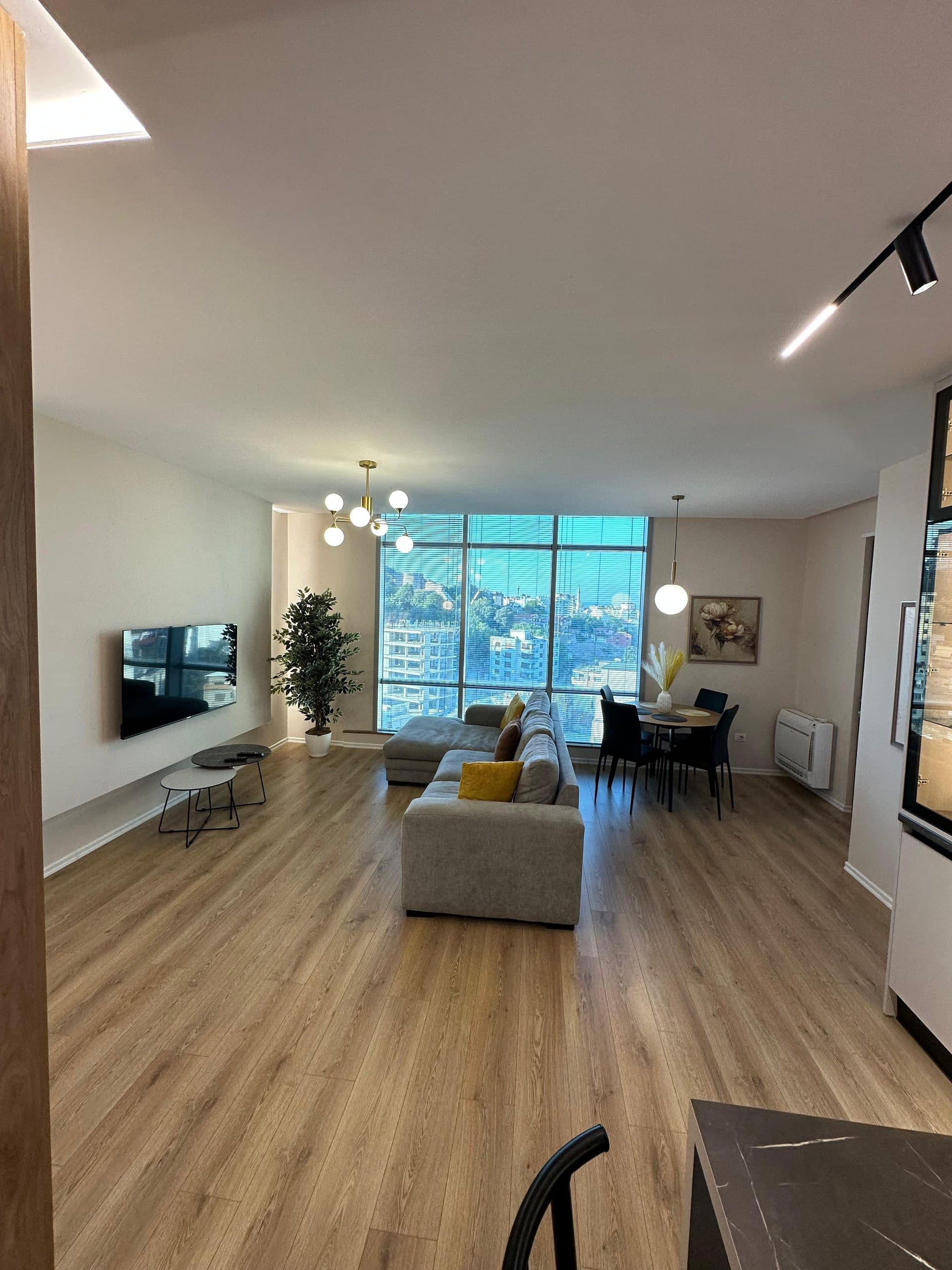 JEPET ME QERA APARTAMENT 1+1, TEK 27 KATESHI, VOLLGA, DURRES.