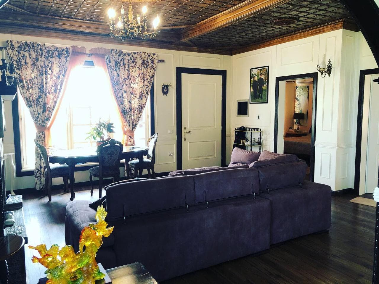 SHITET SHTEPI PRIVATE+MAGAZINE NE FLLAKE,DURRES!