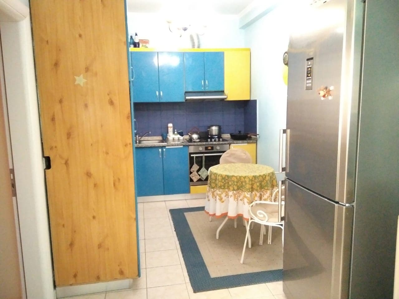SHITET APARTAMENT 3+1 VOLLGA,PRANE RESTORANT 4 STINET,DURRES. 3
