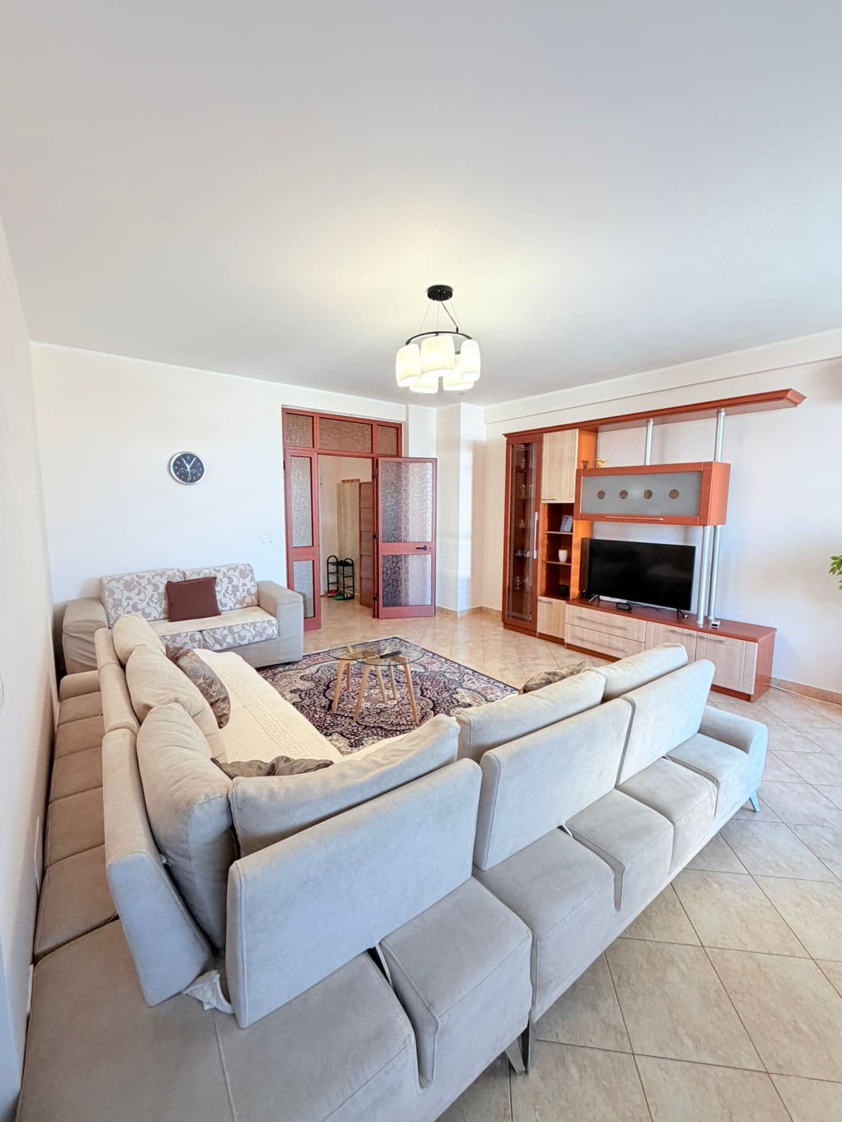 JEPET ME QERA APARTAMENT 2+1 VOLLGA, DURRES 2