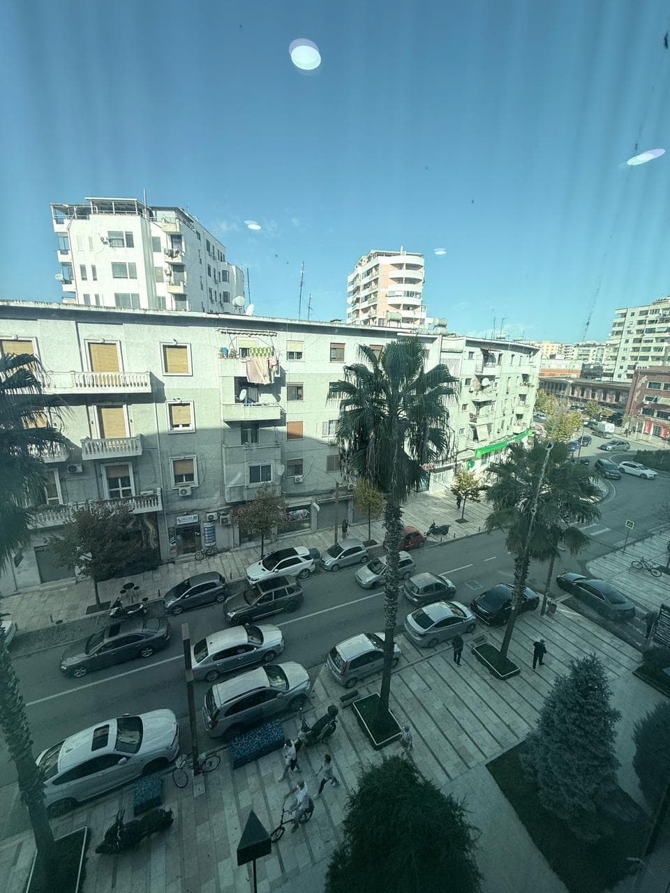 JEPET ME QERA AMBIENT BIZNESI TEK QENDRA BIZNESIT "BLUE STAR DURRES" 3