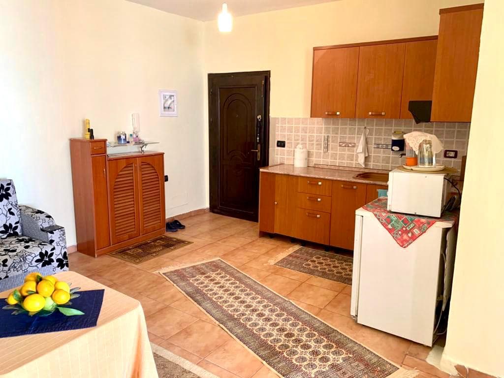 SHITET APARTAMENT 2+1 ME PAMJE NGA DETI PRANE HOTEL ADRIATIK, PLAZH, DURRES. 4