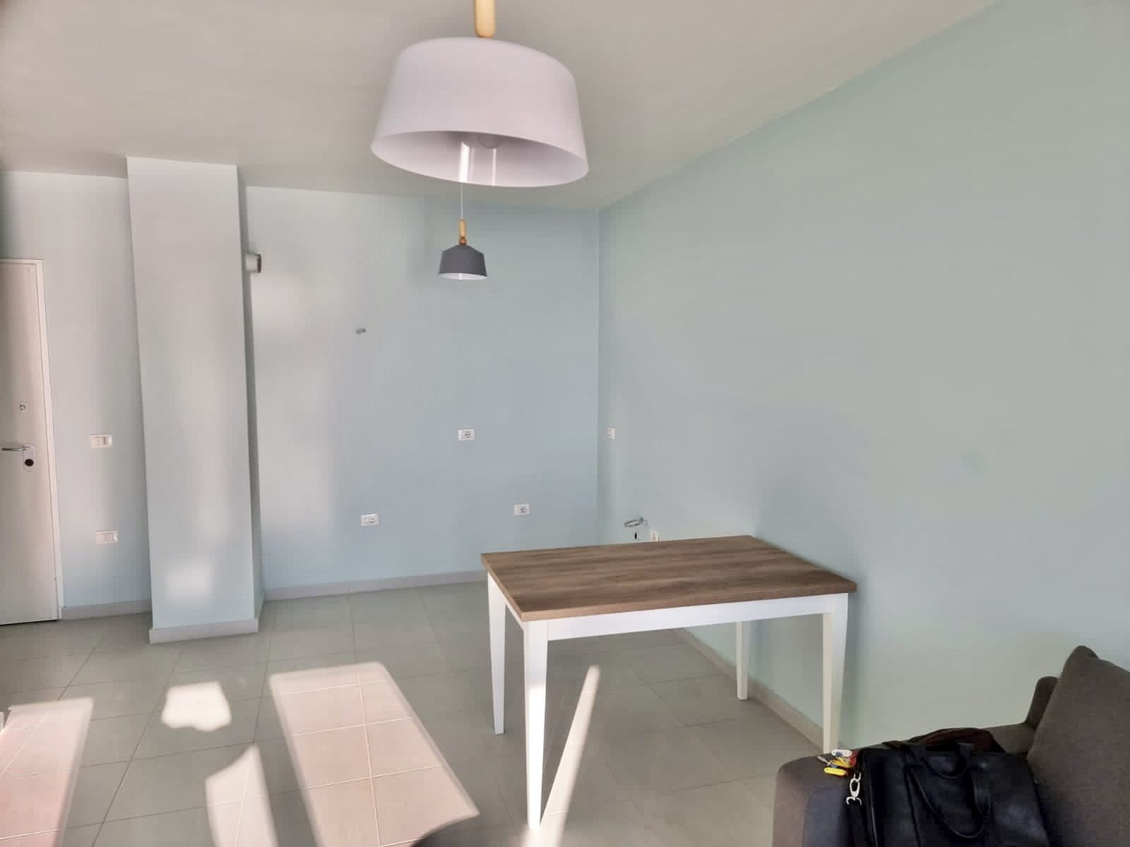 SHITET APARTAMENT 1+1 PRANE RESTORANT MAJESTIC GOLEM, DURRES. 2
