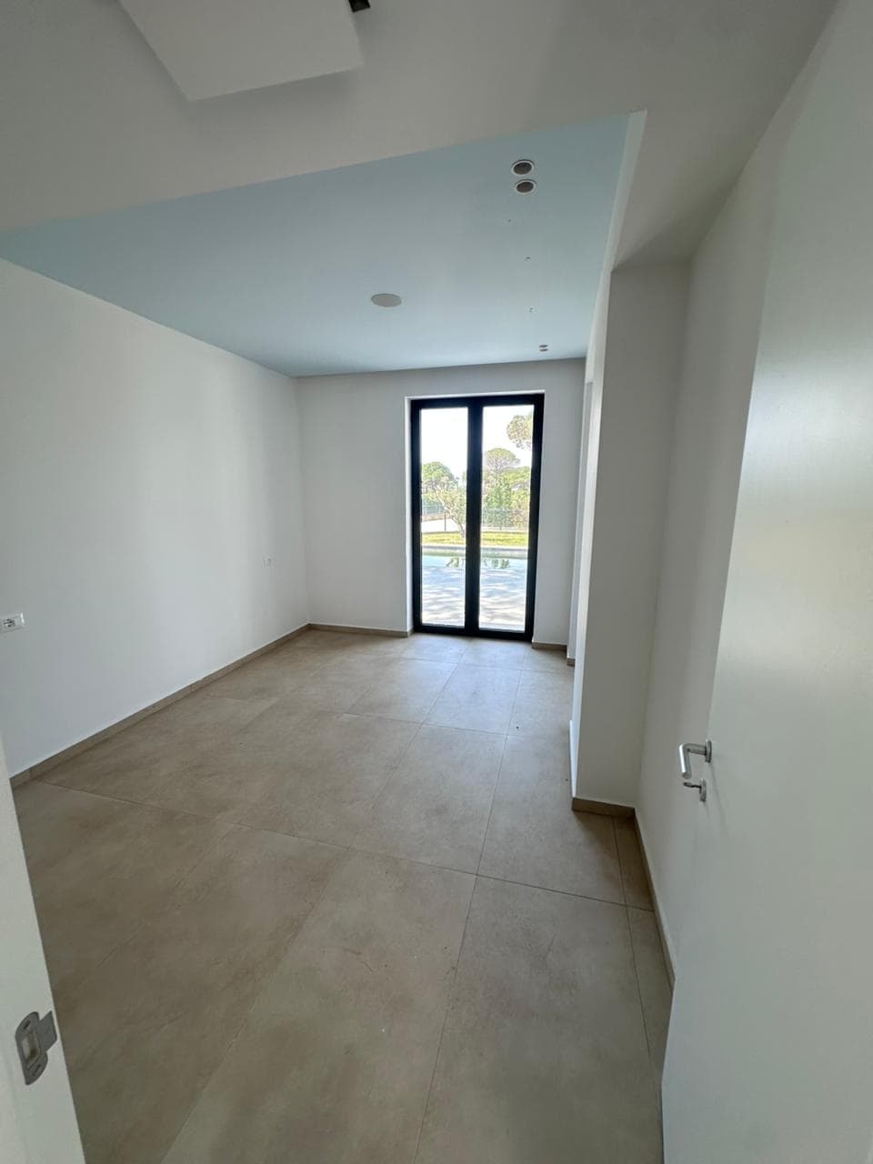 SHITET VILE LUKSOZE SAN PIETRO RESIDENCE, GJIRI I LALZIT, DURRES