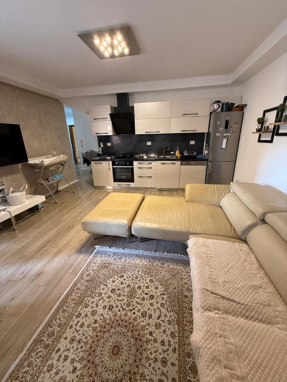 JEPET ME QERA APARTAMENT 1+1 VOLLGA DURRES 3