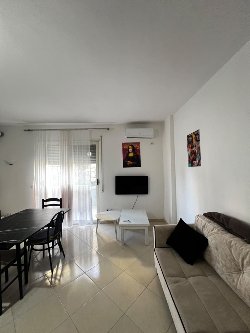 JEPET ME QERA APARTAMENT 1+1 PRANE OLIVIA HILL, GOLEM 2