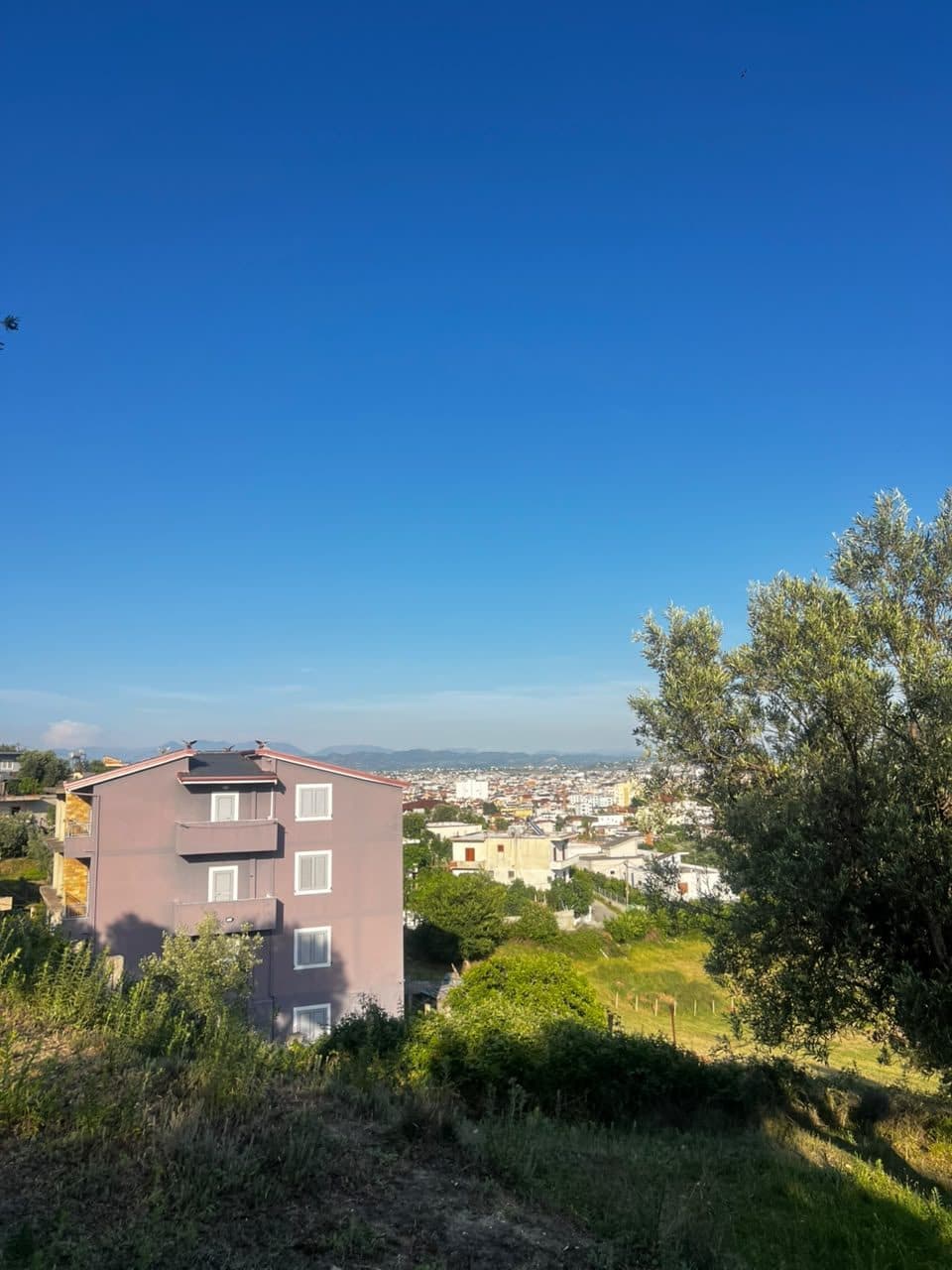 SHITET TOKE NE SPITALLE PRANE REZERVUARIT, DURRES 3