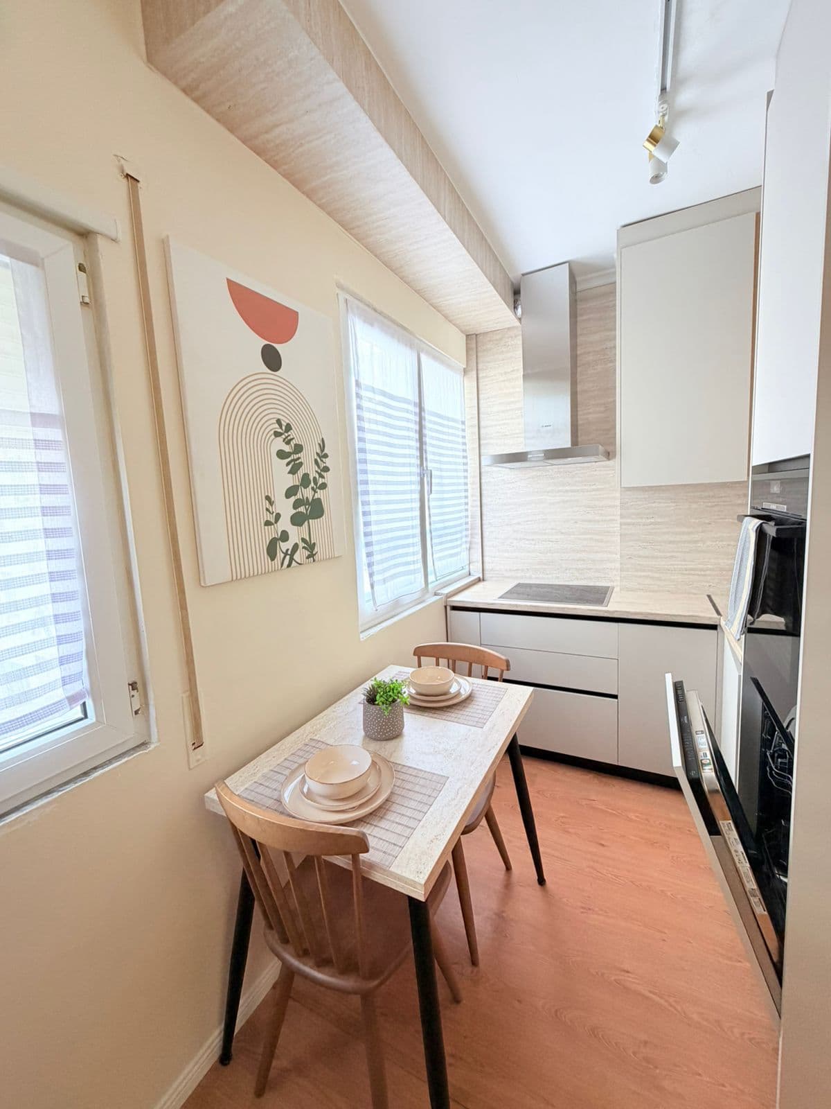 JEPET ME QERA APARTAMENT 1+1 NE ZONEN E VOLLGES, DURRES 4