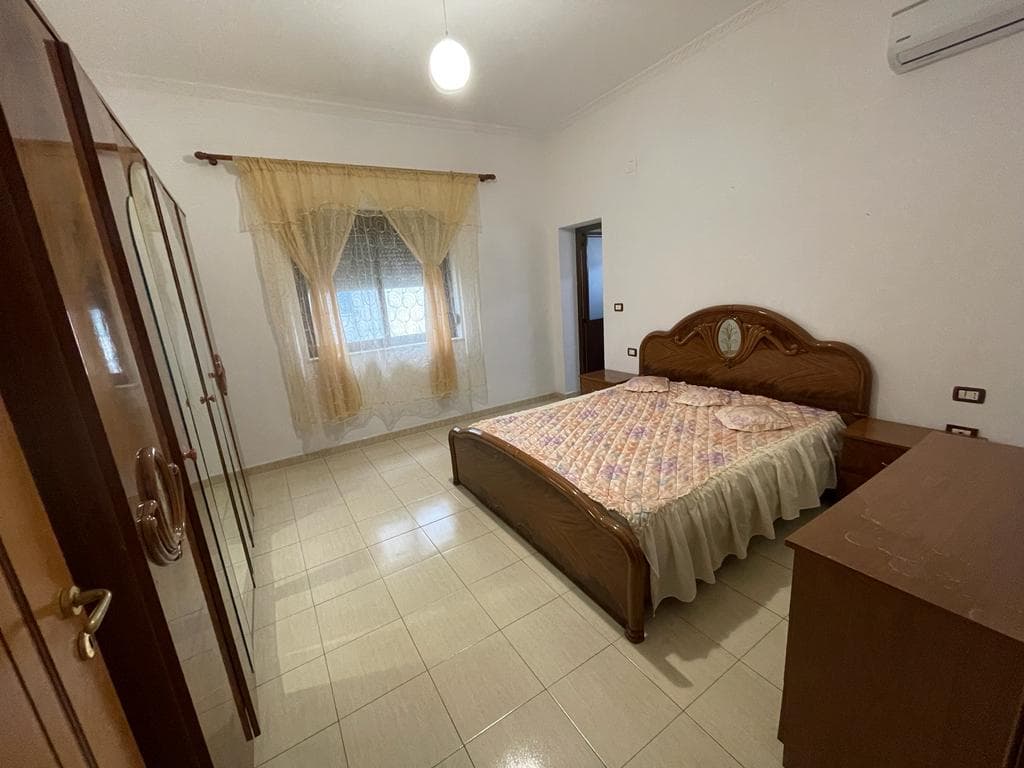 JEPET ME QERA KATI I 2 I NJE VILE TEK ISH-FIDANISHTJA, DURRES 4