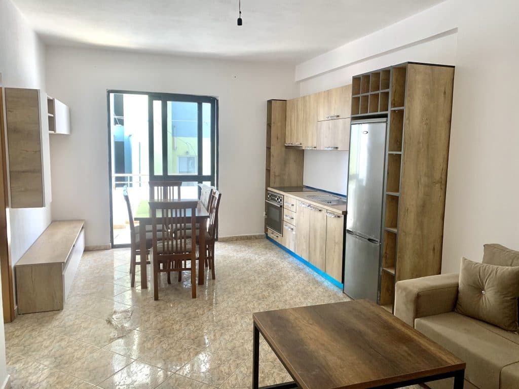 SHITET APARTAMENT 2+1 PRAN KAZAZIT,DURRES!