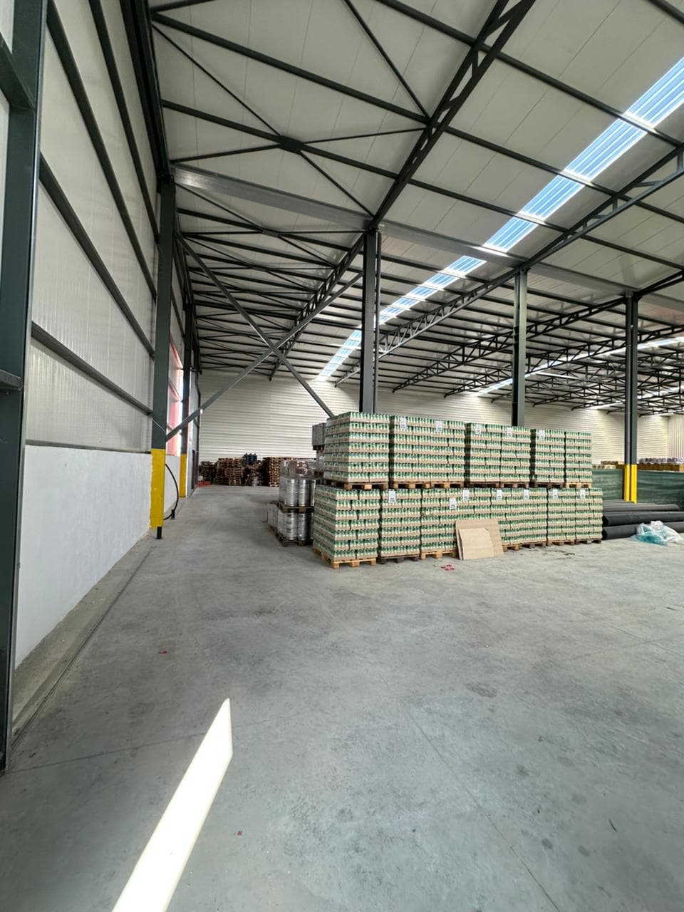 JEPET ME QERA KAPANON INDUSTRIAL, SEKTOR RINIA, DURRES. 4