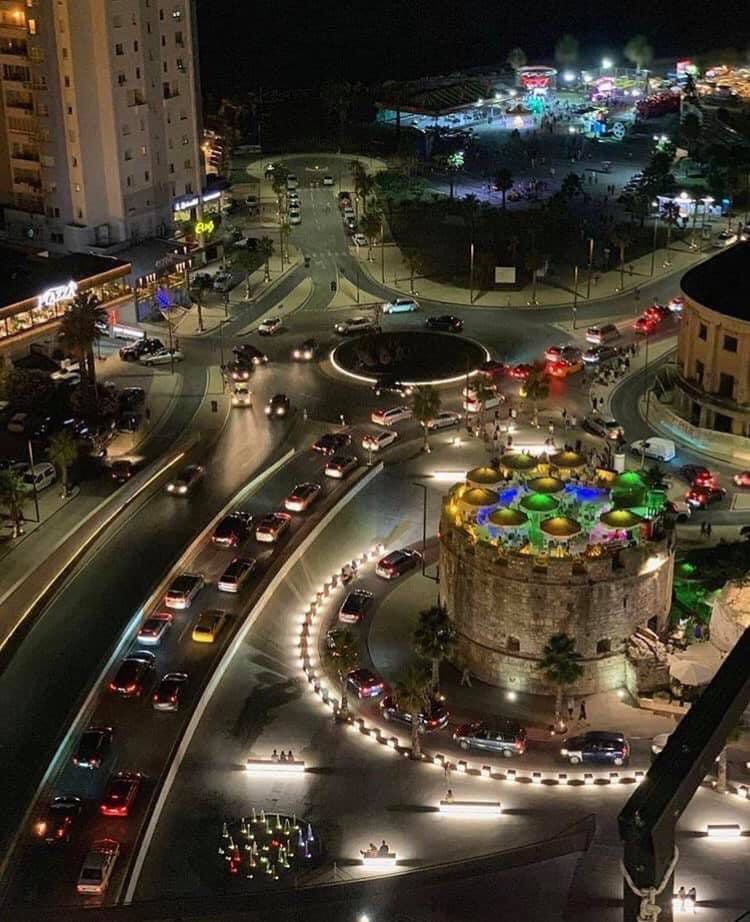 JEPET ME QERA AMBIENT BIZNESI DURRES.