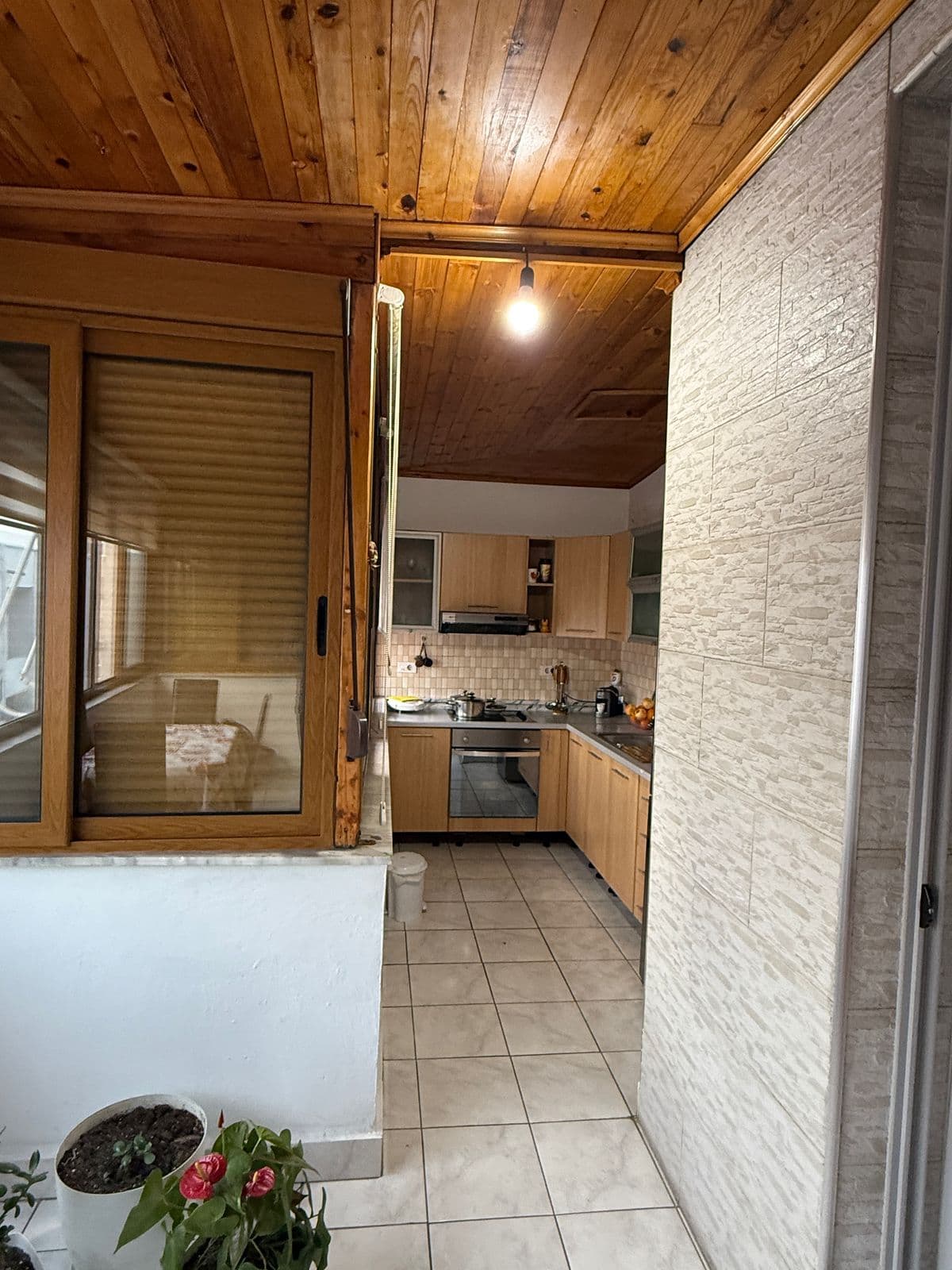 SHITET APARTAMENT 2+1 LULISHTJA DURRES 3