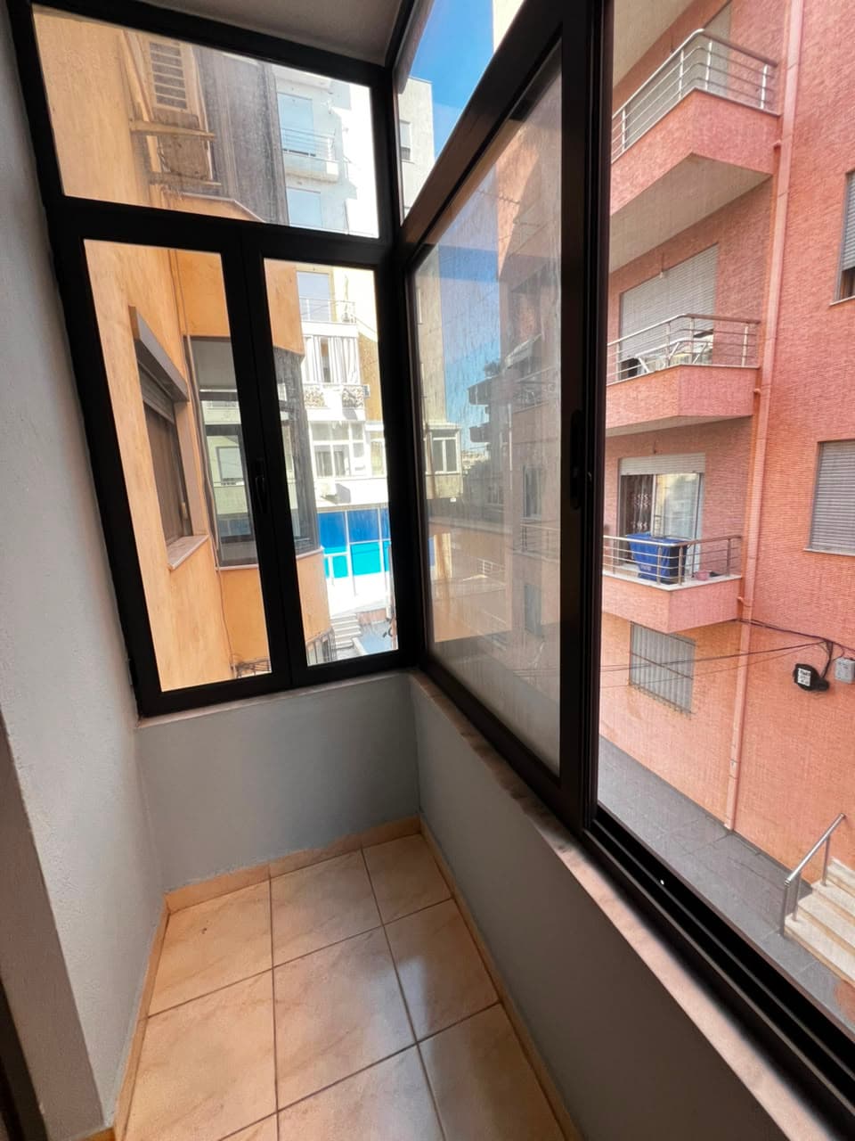 JEPET ME QERA APARTAMENT 2+1+3 BALLKONE NE ZONEN E PLAZHIT, DURRES 4