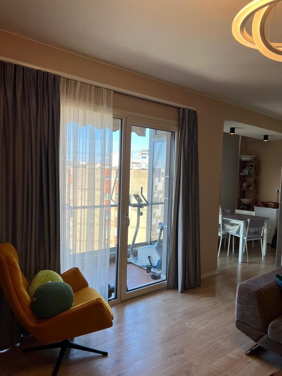 SHITET APARTAMENT 2+1 TE PALLATI PORT VIEW 2