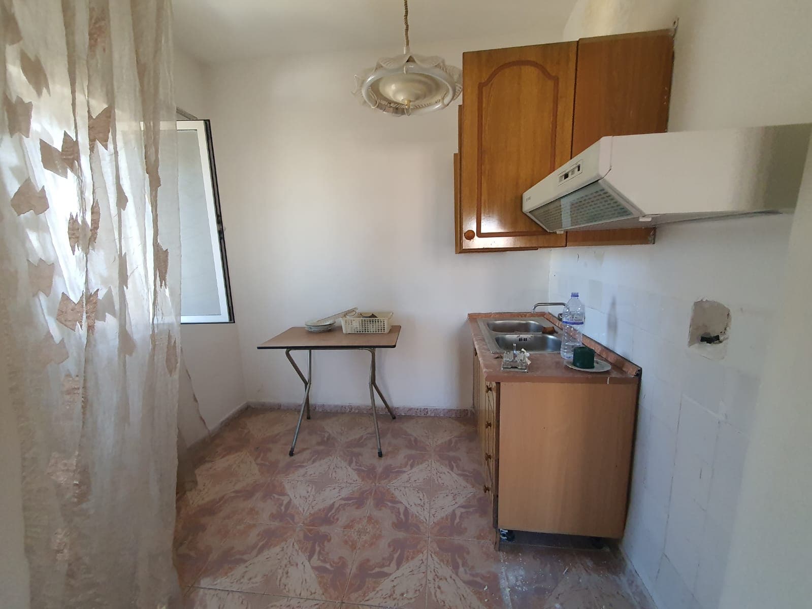 SHITET APARTAMENT 1+1 PRANE MARKATES,DURRES. 3