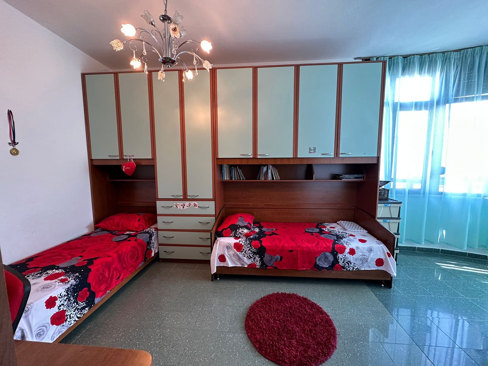 JEPET ME QERA APARTAMENT 2+1 PRANE STACIONIT TE TRENIT, DURRES 4