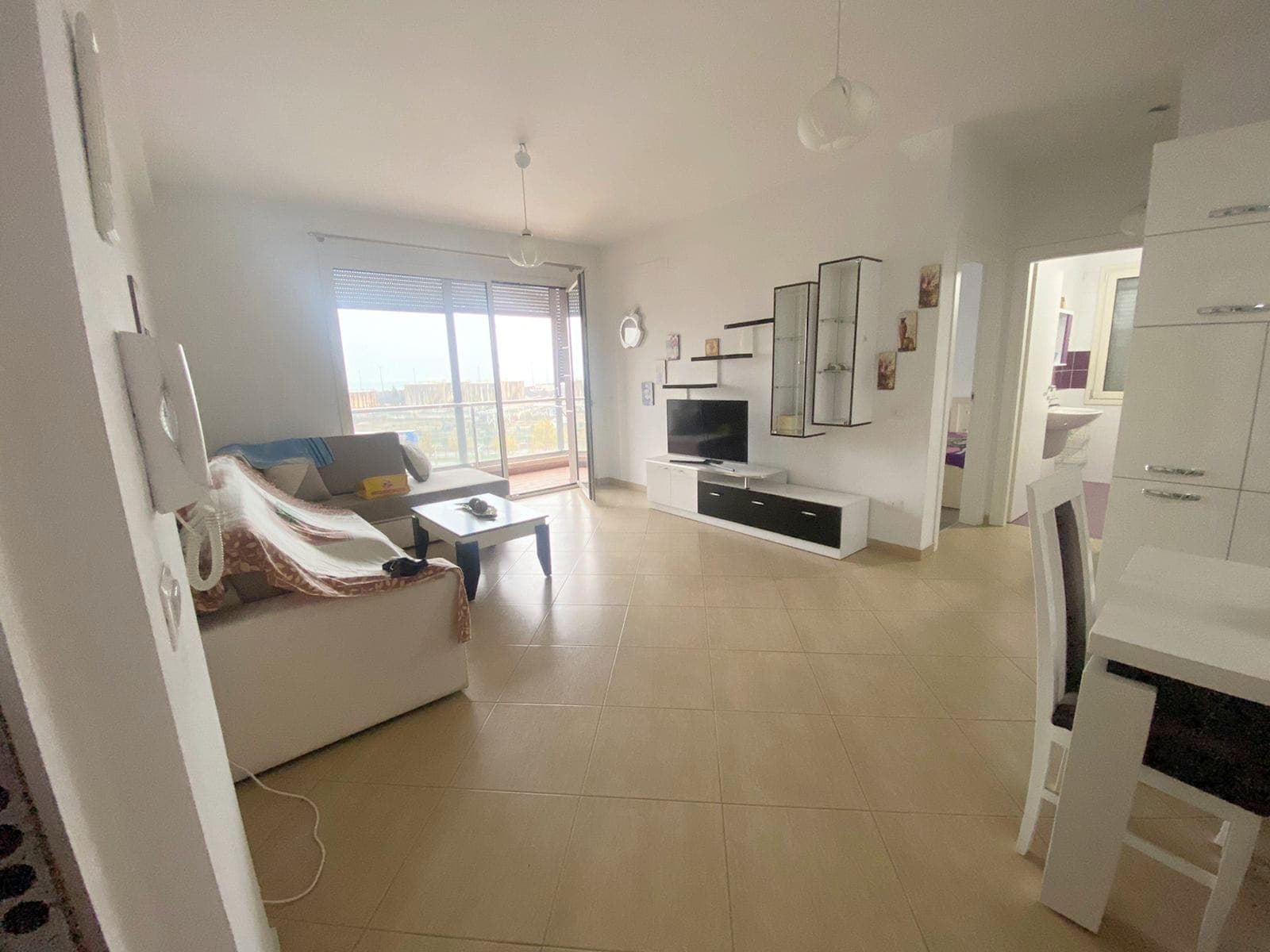 SHITET APARTAMENT 2+1 ME PAMJE NGA DETI,PORT VIEW,DURRES. 2