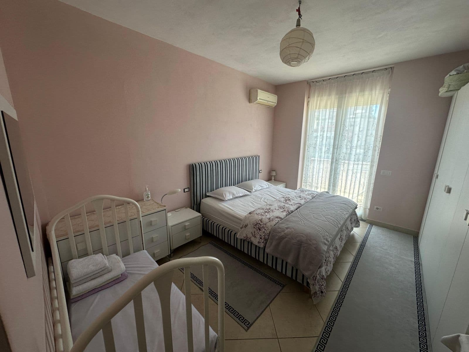 JEPET ME QERA APARTAMENT 1+1 PRANE GJYKATES, DURRES. 3