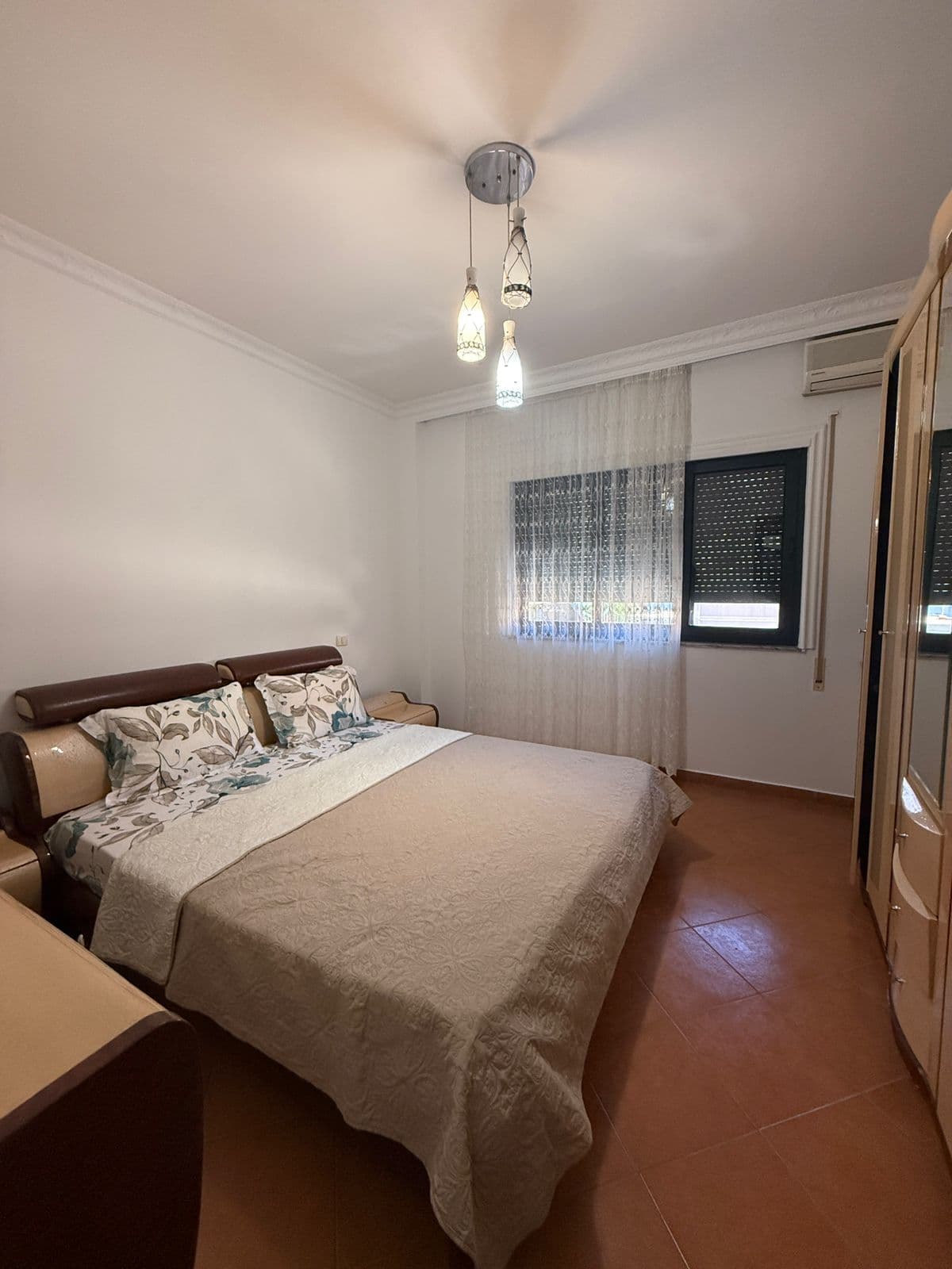 JEPET ME QERA APARTAMENT 2+1 TEK TATIMET DURRES 4