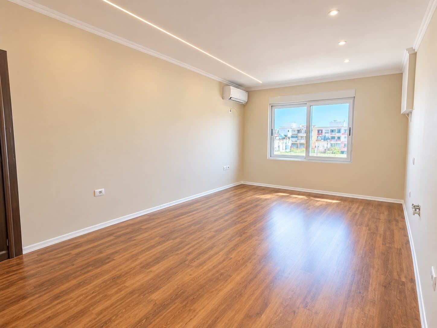SHITET APARTAMENT 1+1 NE PLAZHIN ILIRIA, DURRES 2