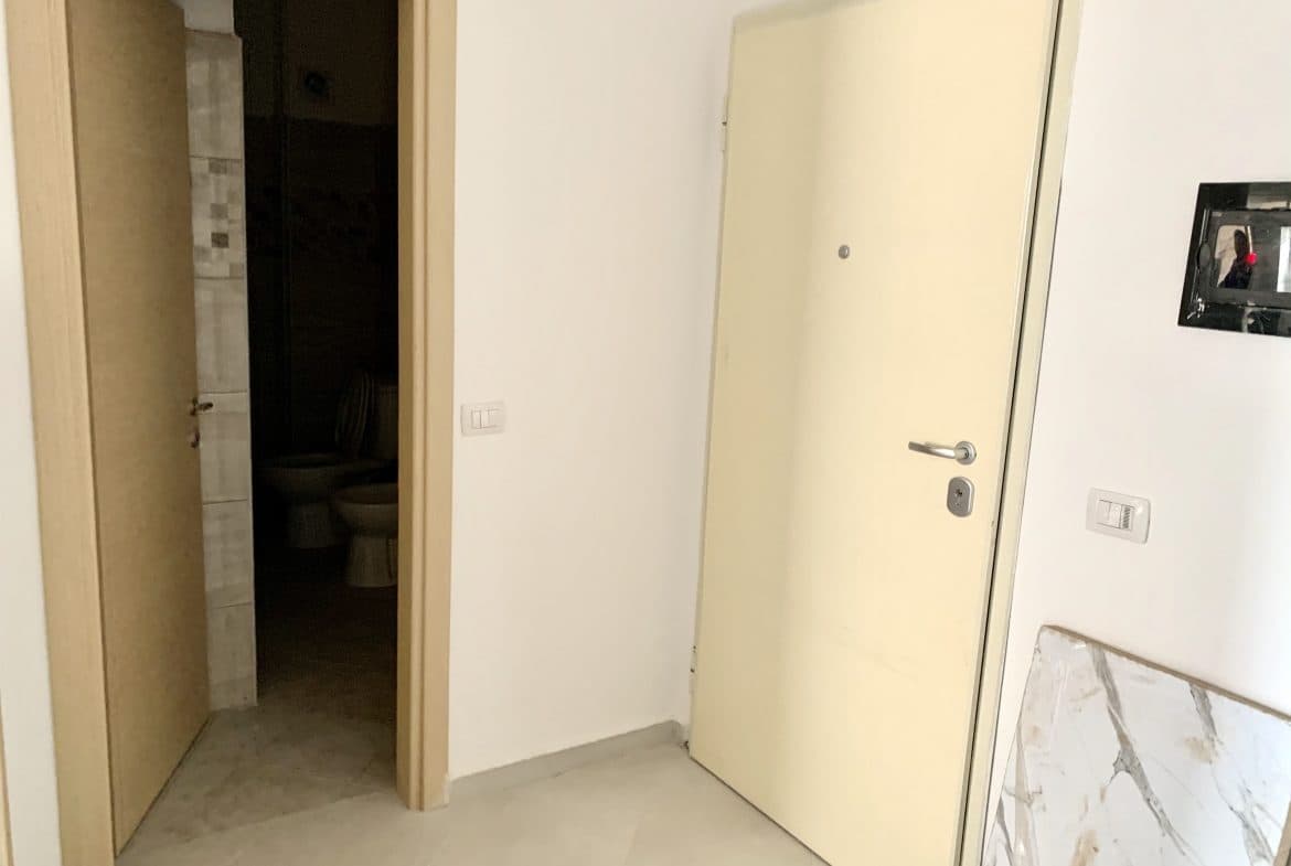 JEPET ME QERA APARTAMENT 1+1 TE VALUTA ,DURRES! 2