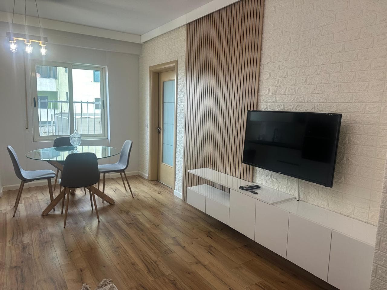 JEPET ME QERA APARTAMENT 1+1 PRANE MARKATES,DURRES 4