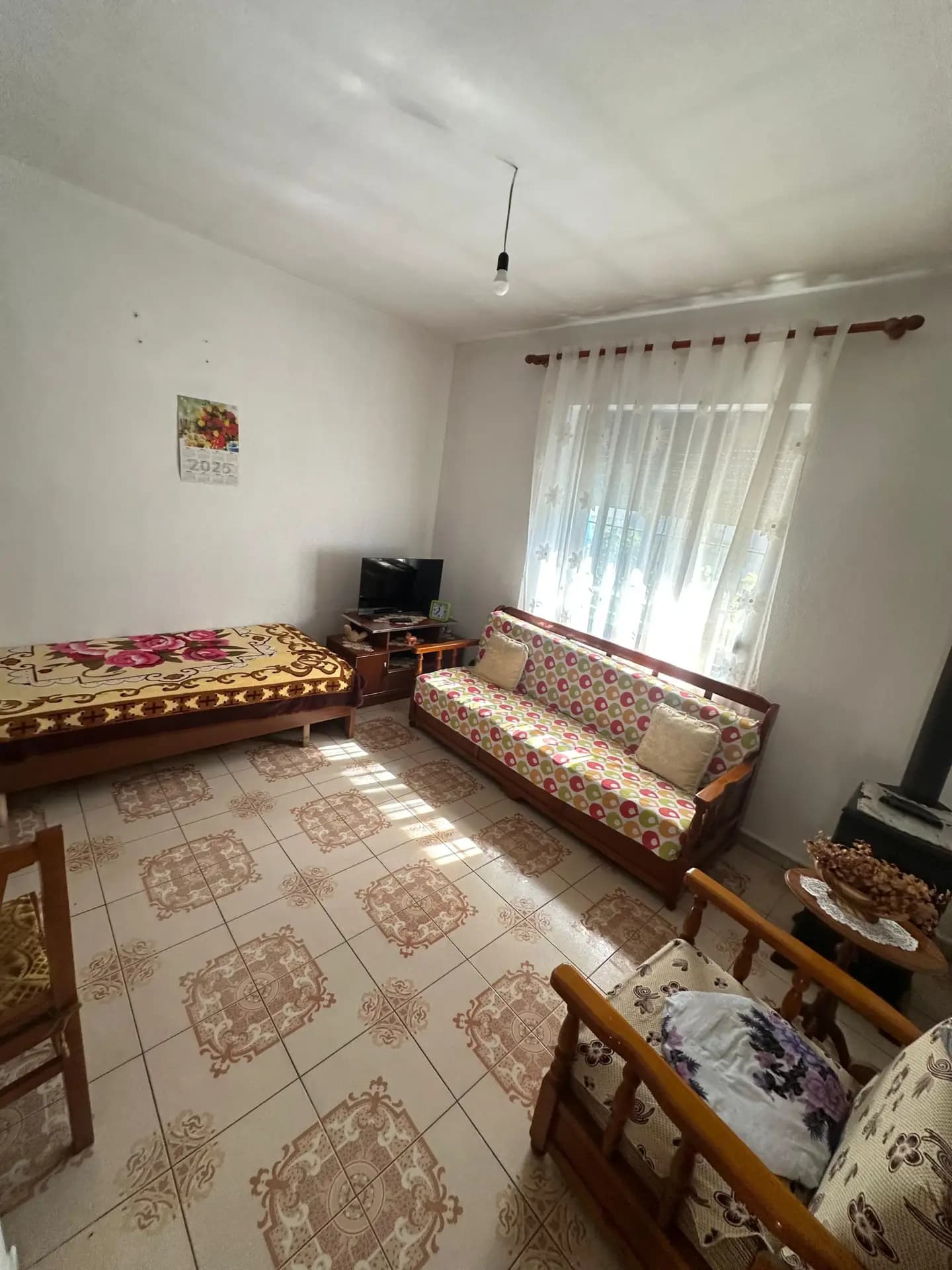 SHITET SHTEPI PRIVATE, ISH KENETE, DURRES. 4