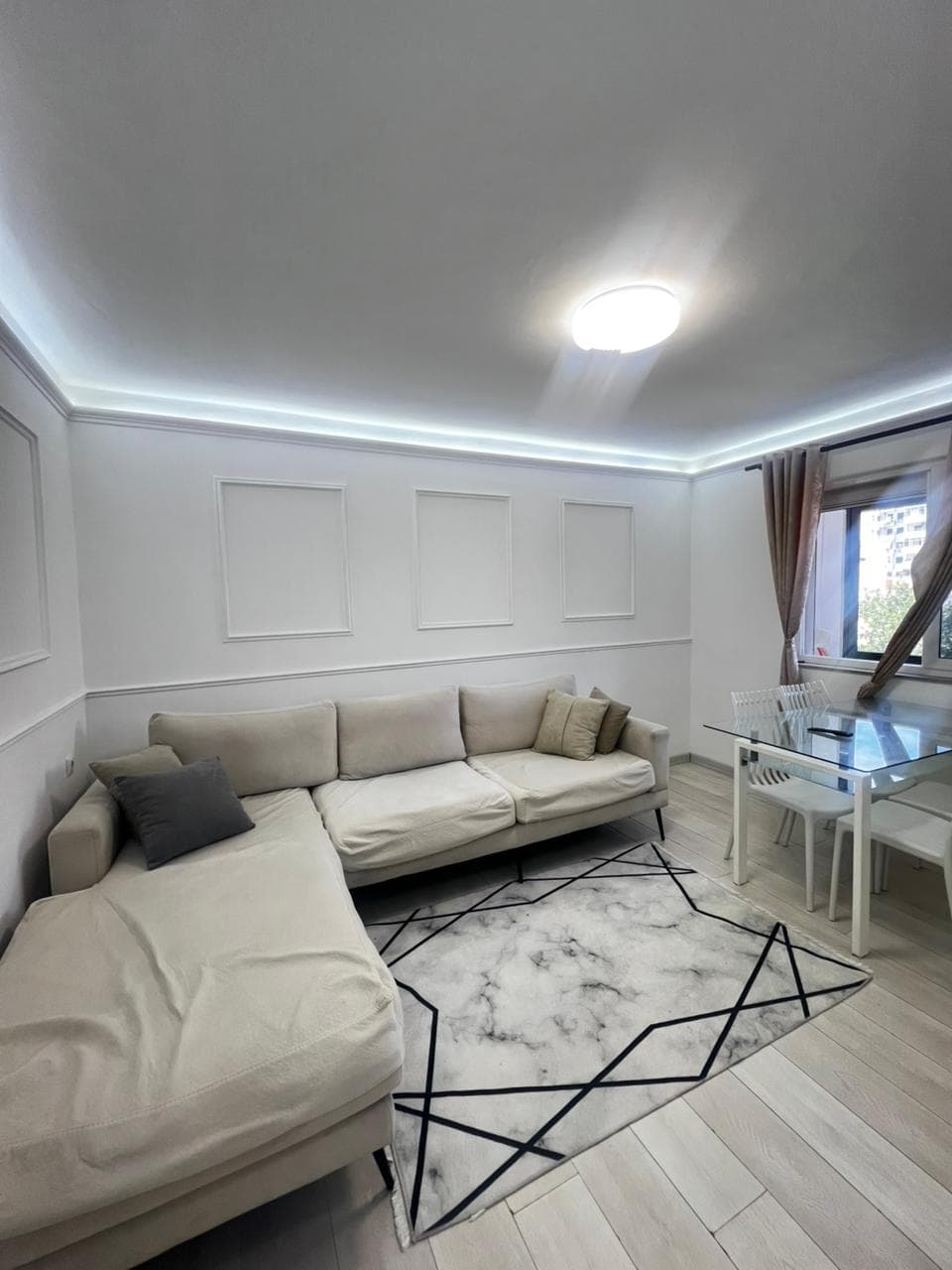 JEPET ME QERA APARTAMENT 2+1 PRANE FLAGSHIP CENTER, DURRES 4
