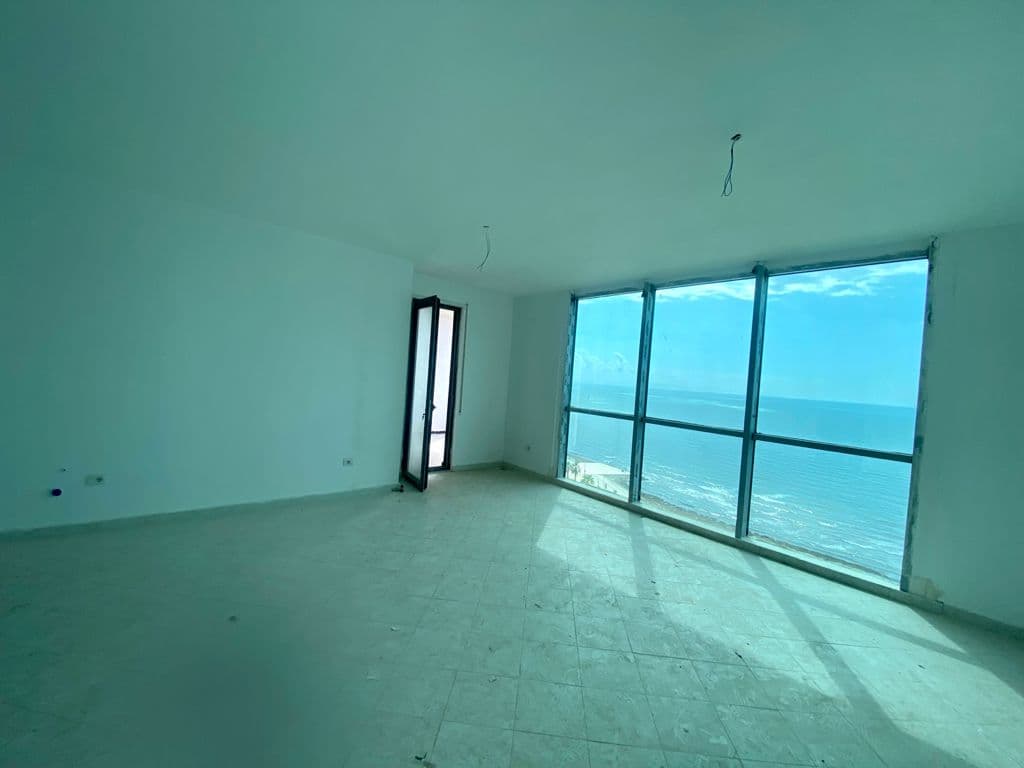 SHITET APARTAMENT 1+1 RRUGA TAULANTIA, DURRES. 3