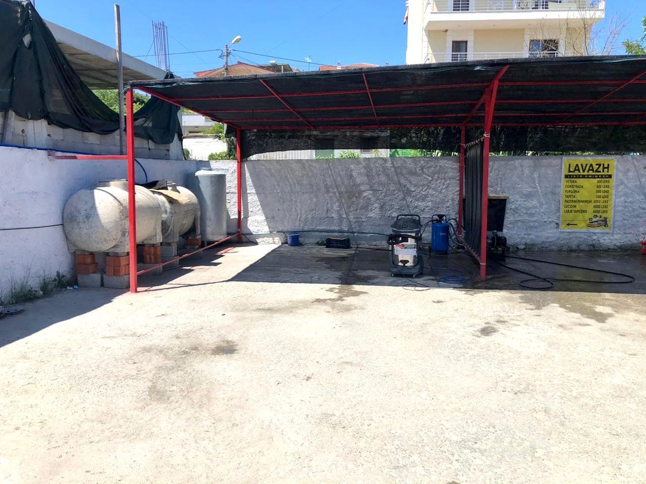 SHITET AKTIVITET BIZNESI LAVAZH. RRUGA MIQESIA DURRES. 2