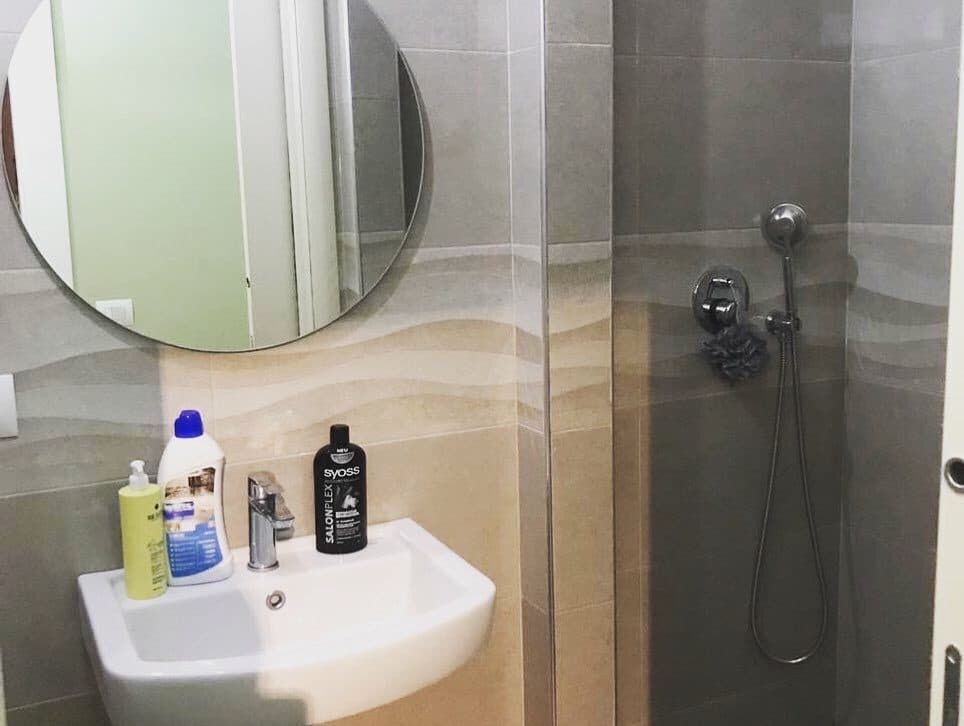JEPET NE QERA APARTAMENT 2+1 PERBALL RRUGES PORTIT,DURRES! 2
