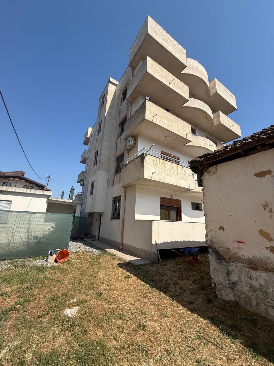 SHITET VILE PLAZH DURRES 2